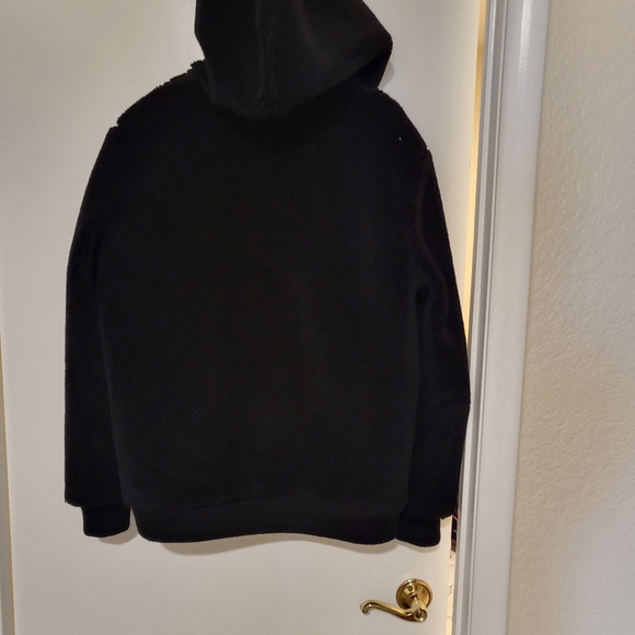 Coat - Picture 2 of 3